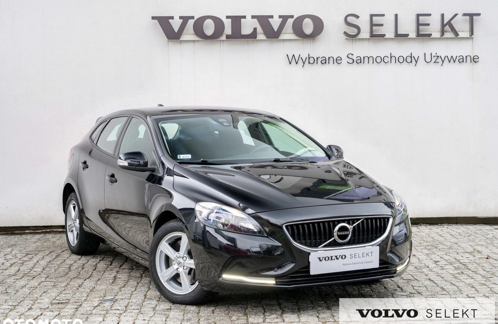 Volvo V40 cena 79900 przebieg: 63687, rok produkcji 2019 z Dukla małe 631